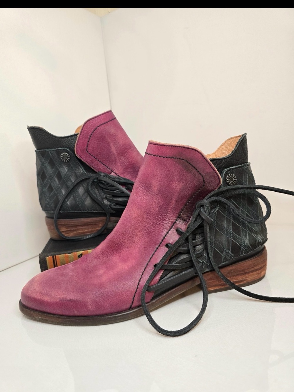Veracruz Leather Ankle Boots – Burgundy Lace Up Western Style Size 7.5
